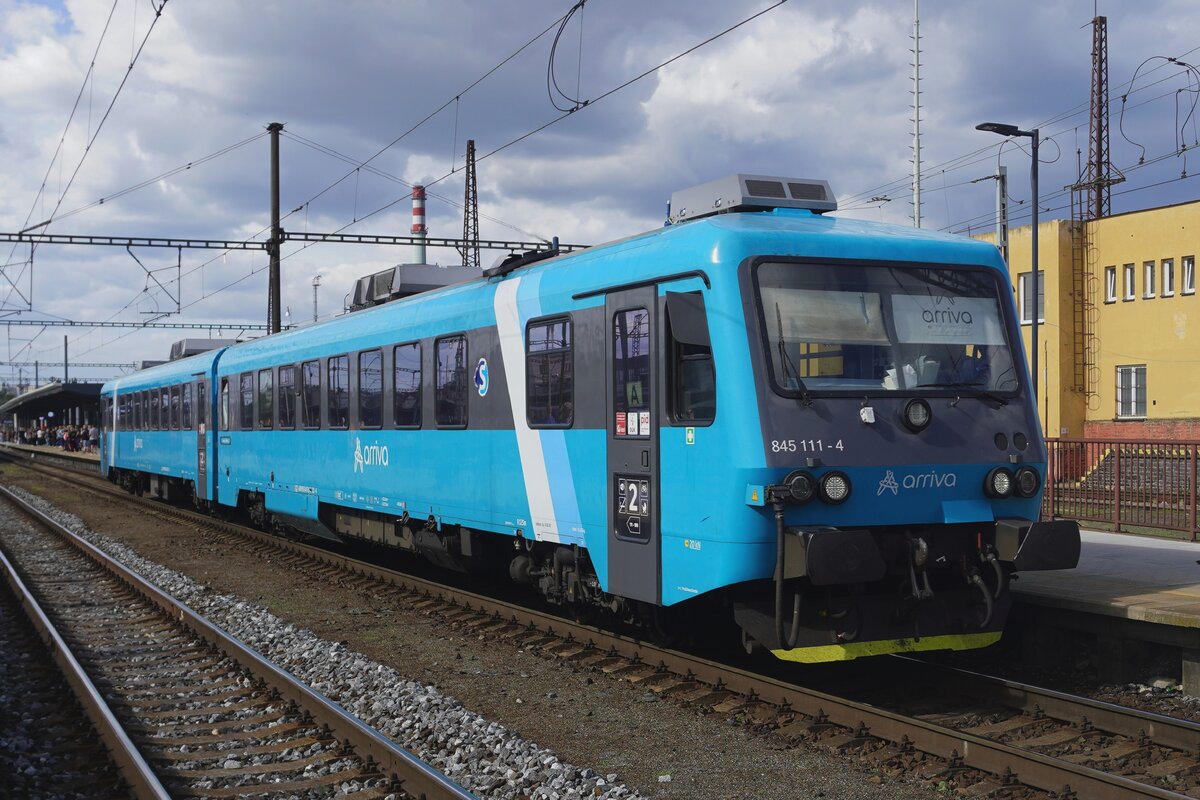 On 18 September 2026  Arriva Vlaky 845 111 enters Kol�n with a stopping train service from Nymburk hl.n. Manya former DB DMU Class 628 has found new grounds in the Czech Republic or Romania.