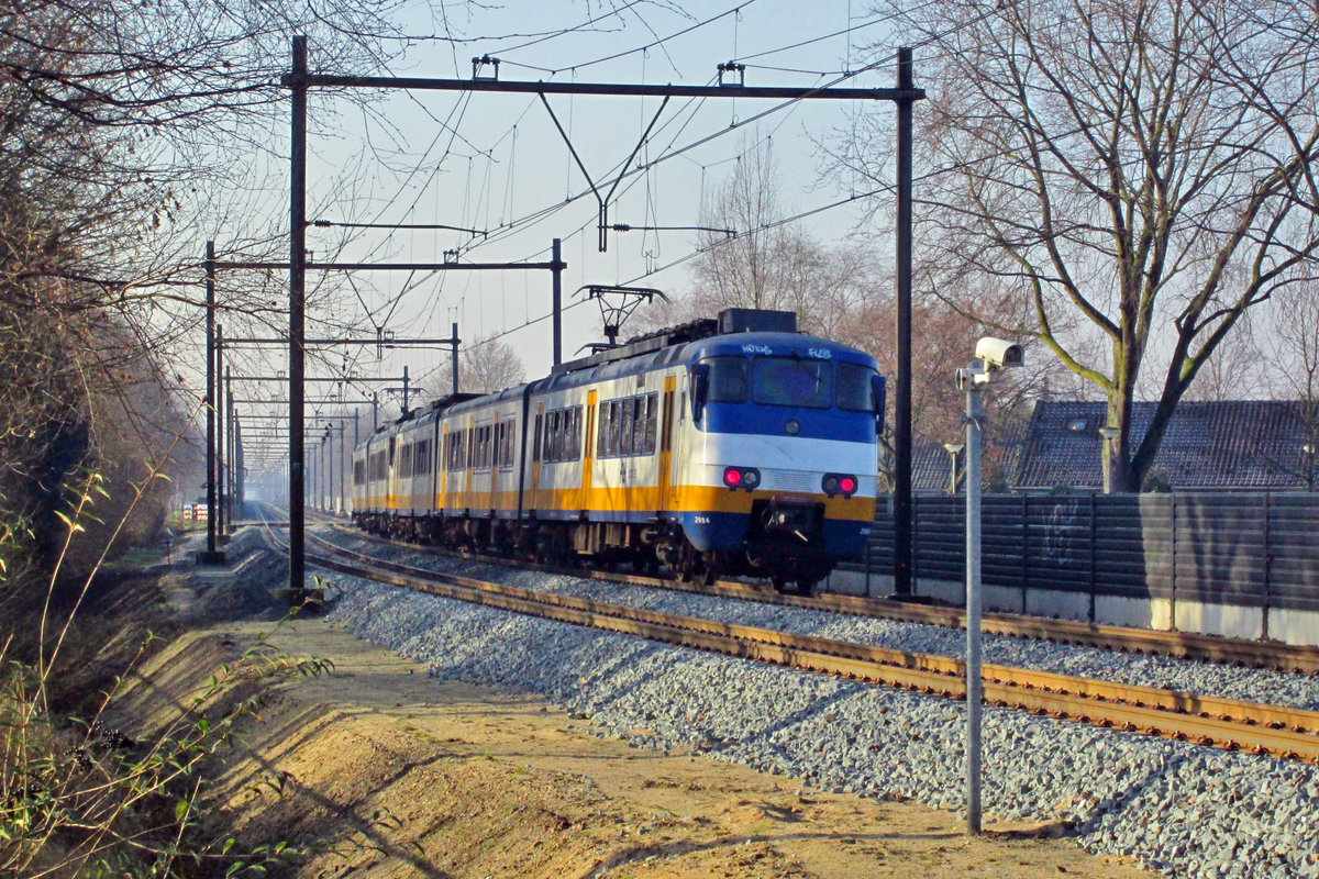 On 2 February 2017 NS 2984 has just left Wijchen.