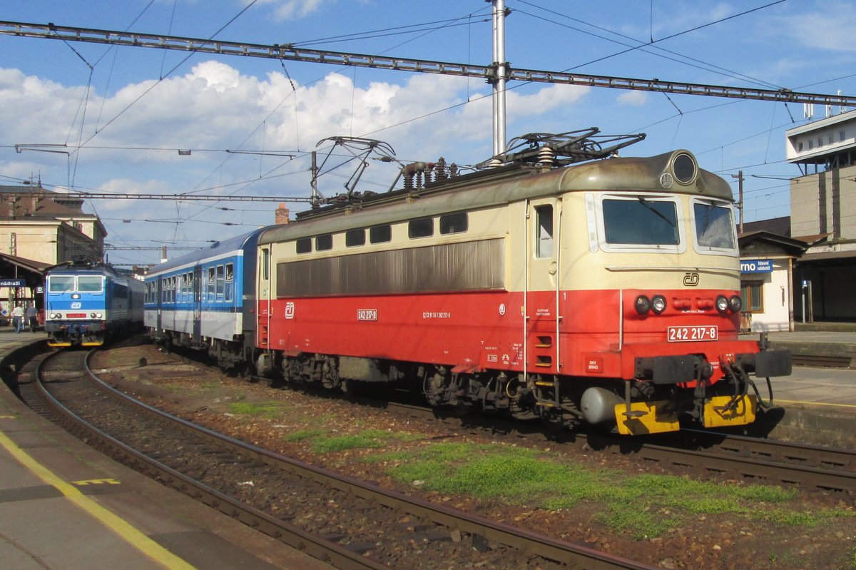 On 2 June 2015, CD 242 217 departs from Brno h.n. for the half hour hop toward Breclav.