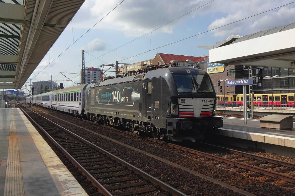 On 21 August 2021 X4E-626 enters Berlin Ostbahnhof with EC 289 to Gdynia via Poznan.