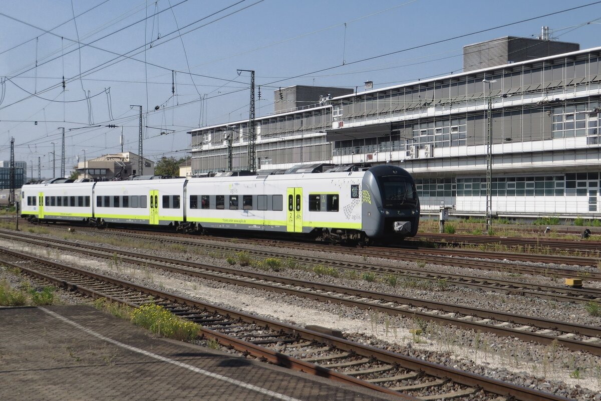On 22 September 2020 Agilis 440 906 remains at Regensburg Hbf, courtesey of another malfunctioning DB Netze electric technical center.