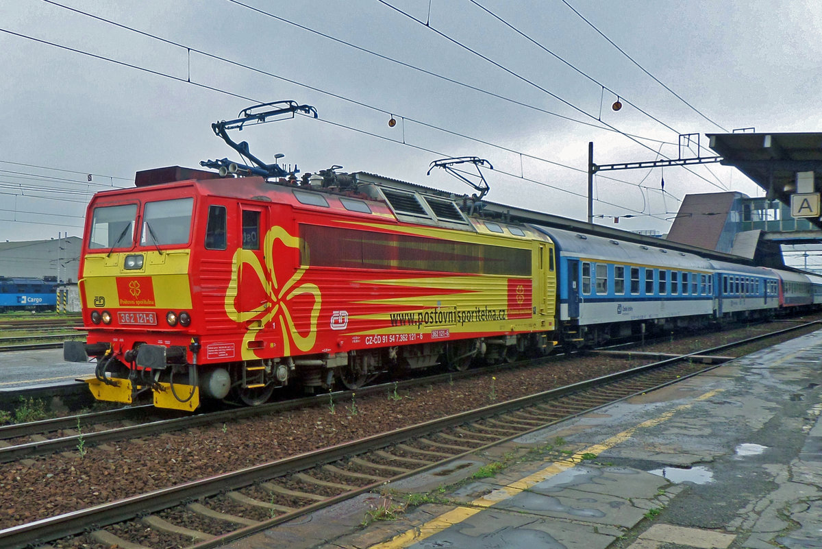 On 23 September 2017, CD 362 121 calls at Ostrava hl.n.