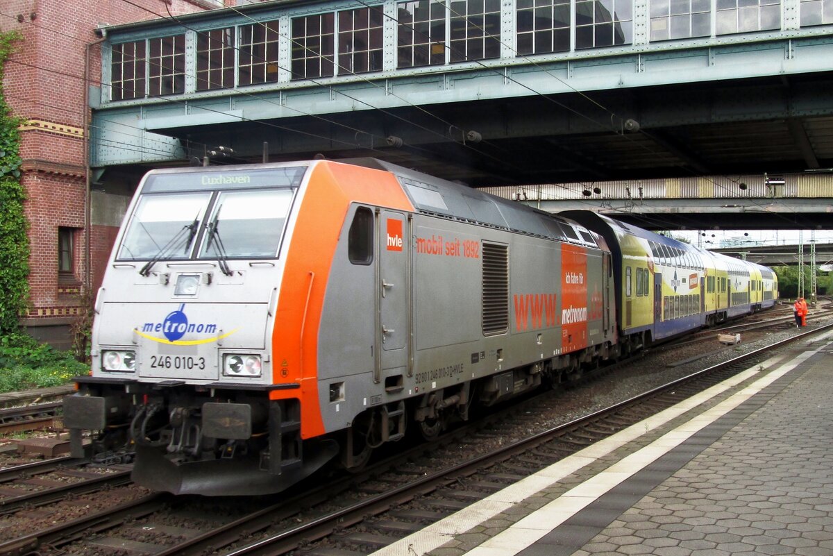 On 25 September 2014 hvle 246 010 deputised for a defect Metronom Class 246 leaving Hamburg-Harburg for Cuxhafen.