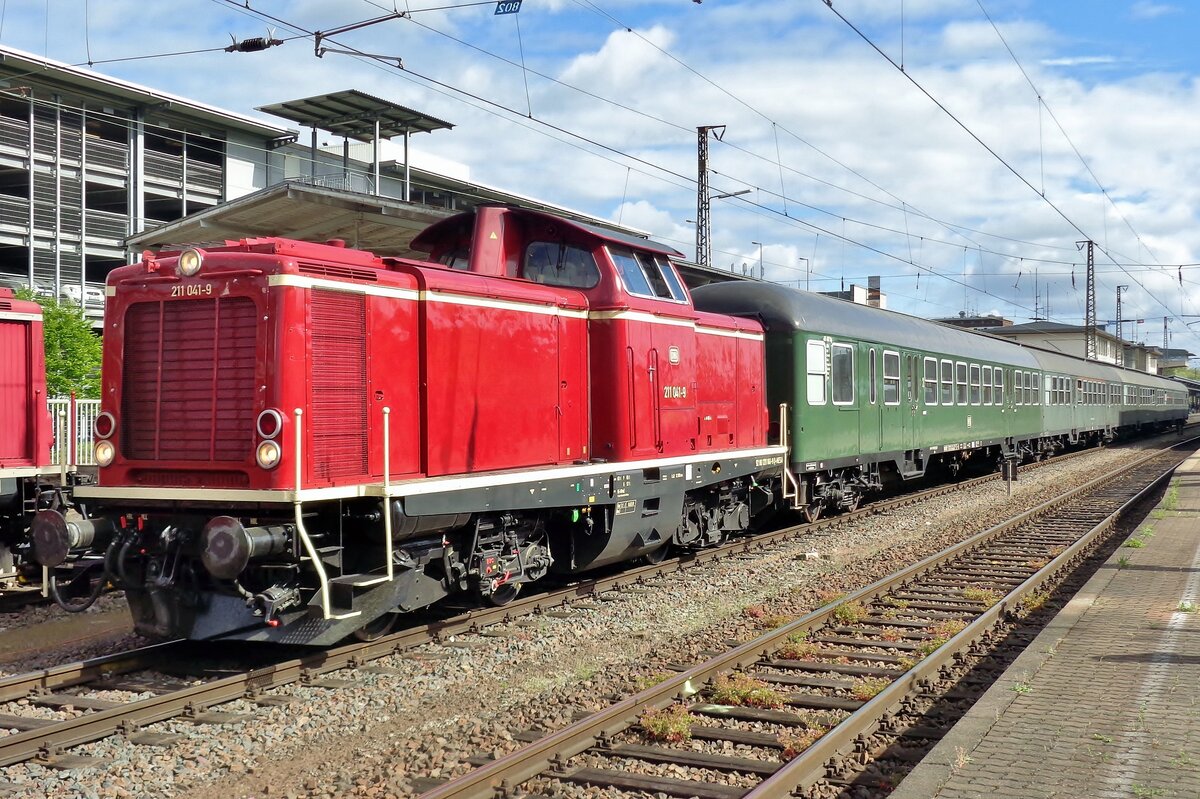 On 28 April 2018 ex-DB 211 041 hauls a special train out of Trier toward Saarbrücken.