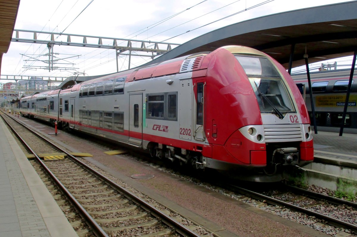 On 29 April 2018 CFL 2202 stands in Luxembourg.