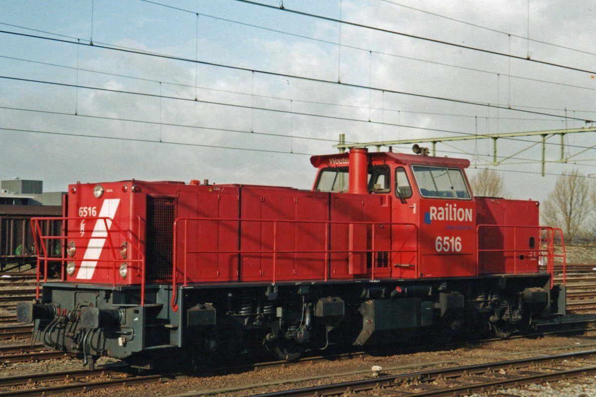 On 3 April 2007 DBC 6516 stands in Nijmegen.