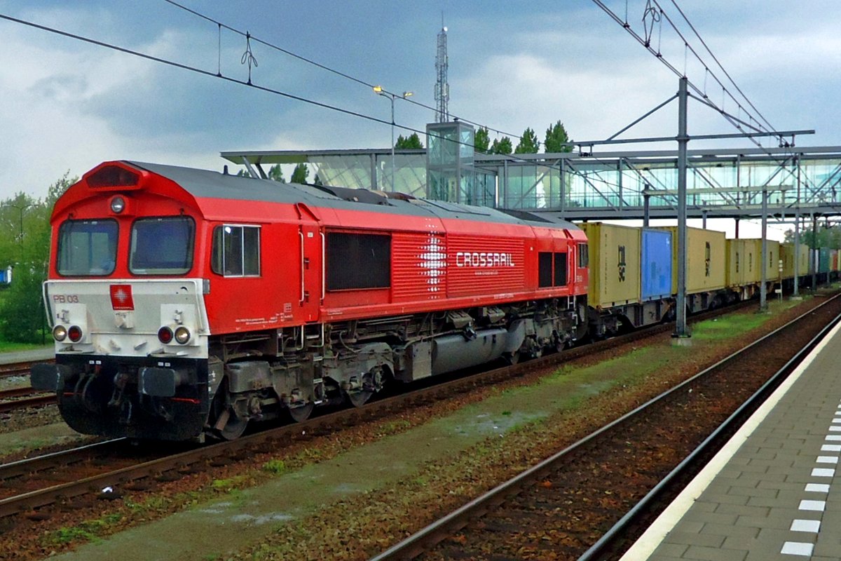 On 30 March 2012 PB03 thunders through Boxtel with her container train toward Rotterdam-Kijfhoek.