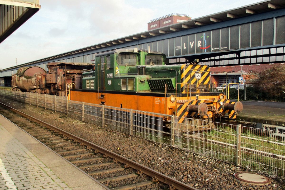 On 30 November 2008 RAG/RBH 159 still stands as an exhibit at Oberhausen Hbf.