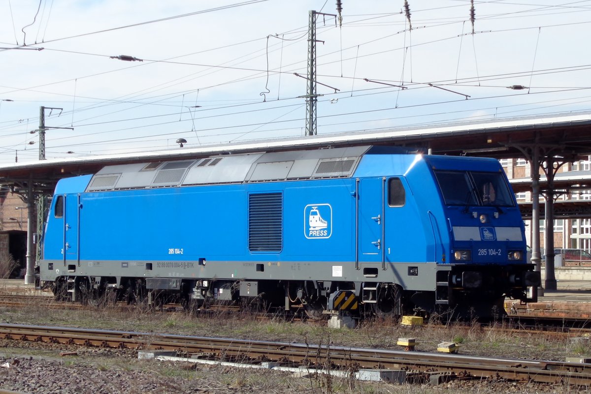 On 4 April 2018 PRESS 285 104 stands at Stendal, doing nothing.