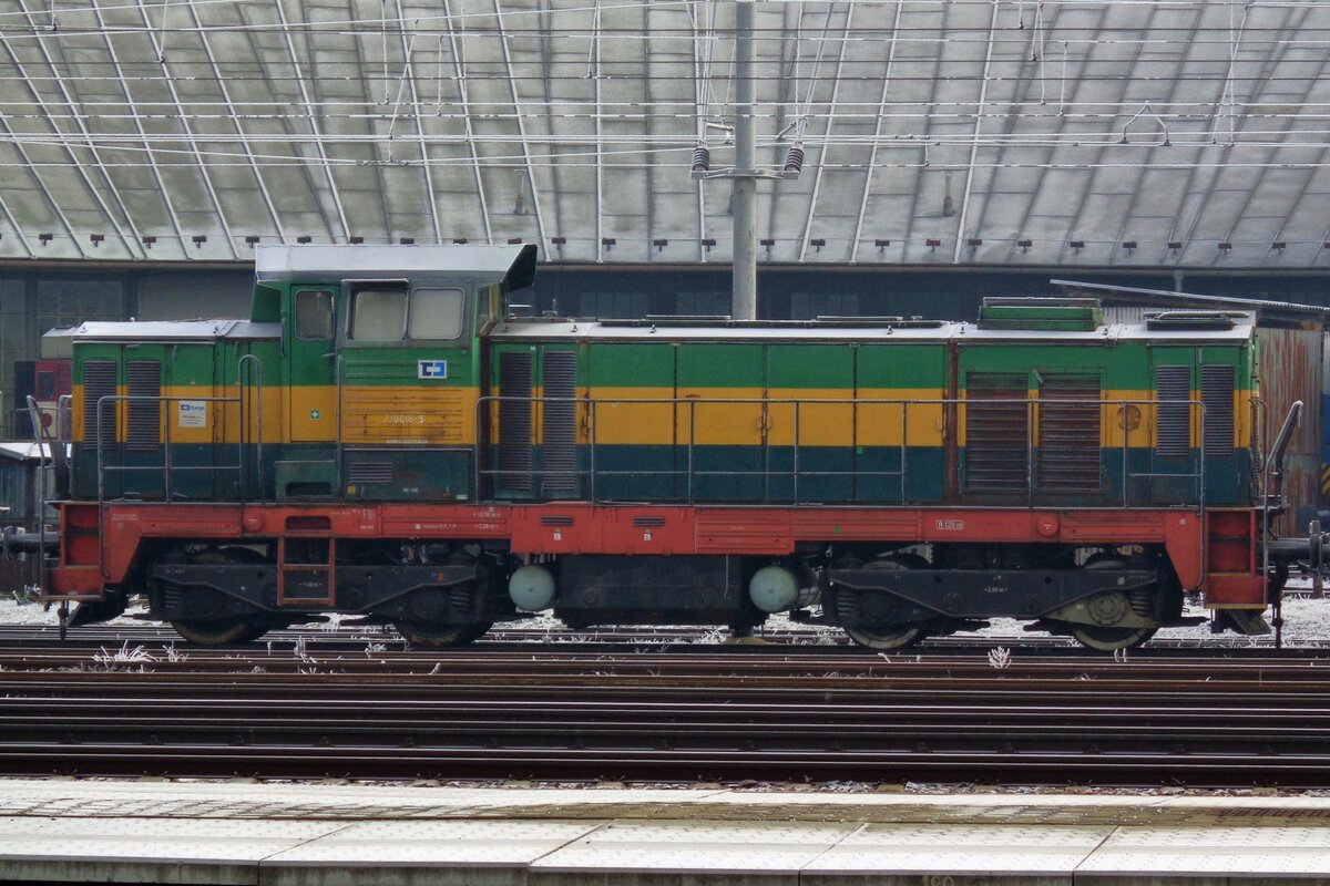 On 4 June 2013, CD 730 018 is sidelined at Breclav. Since the CSD refrained from having a really standardised colour scheme of all traction, especially in the field of Diesel locomotives, each CSD depot used their own design, resulting in a plethora of different colour schemes, like on Class 730, five versions of which stood for years in Breclav.
