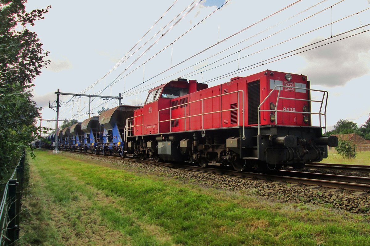On 4 September 2018 a maintenance train was headed by 6438 while operating at Wijchen.