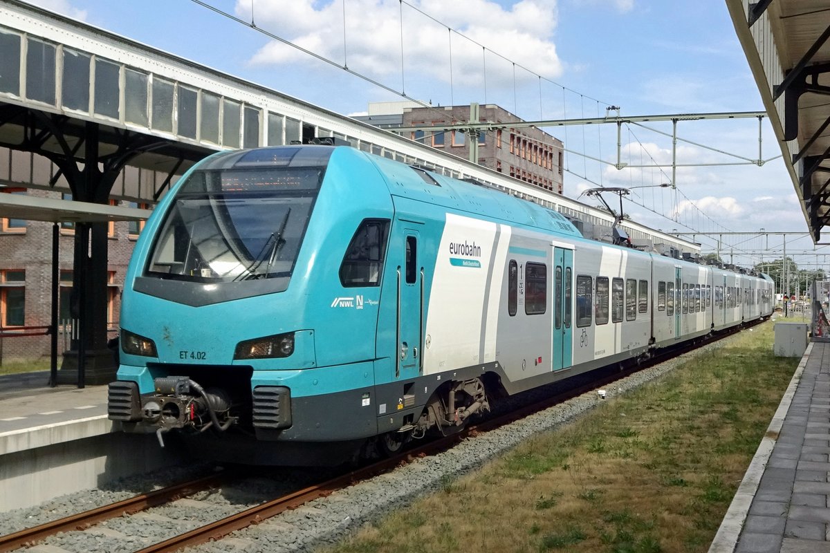 On 5 August 2019 EuroBahn ET4-02 stands in Hengelo.