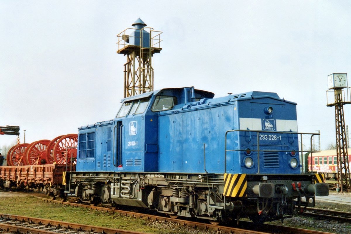 On 5 July 2003 PRESS 293 026 stands in Weimar.