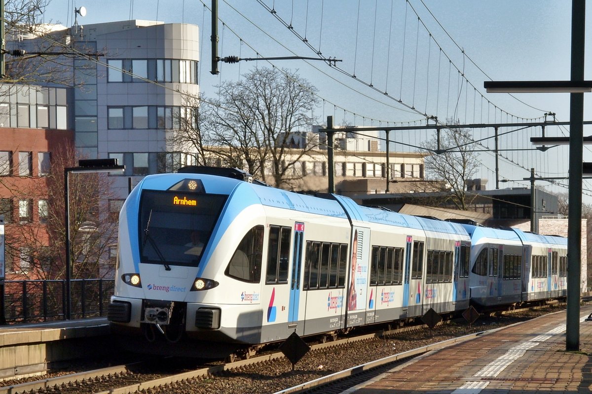 On 8 January 2016 BRENG 5044 stands at Arnhem-Velperpoort.