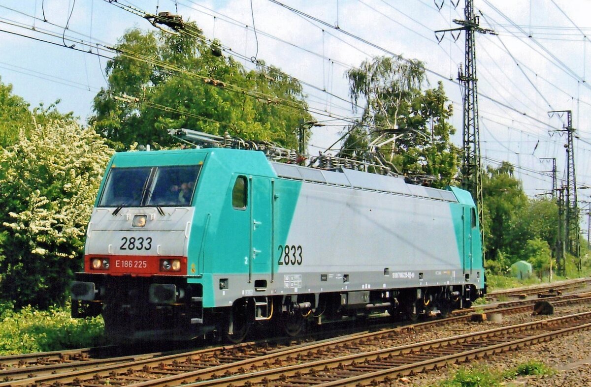 On 8 May 2008 CoBra 2833 makes test rides at Emmerich. 