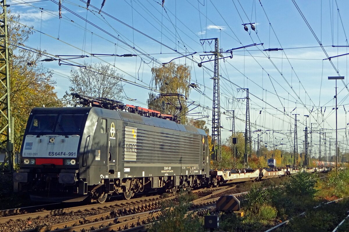 On 8 November 2019 RRF 189 091 quits Emmerich with an almost empty intermodal wagonset.