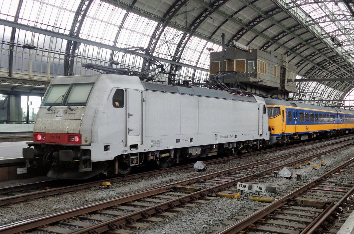 On 9 July 2017 NS 186 149 ends her journey at Amsterdam Centraal. In 2020, NS Reizigers returned this mercenary to Macquarie rail.