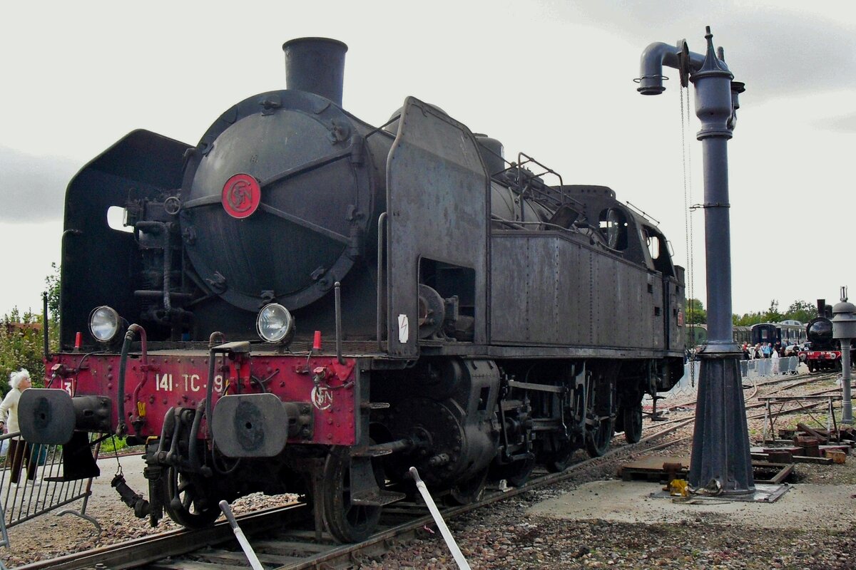 On a grey 18 September 2011 ex-SNCF 141 TC-9 stands at the AJECTA in LOngueville.