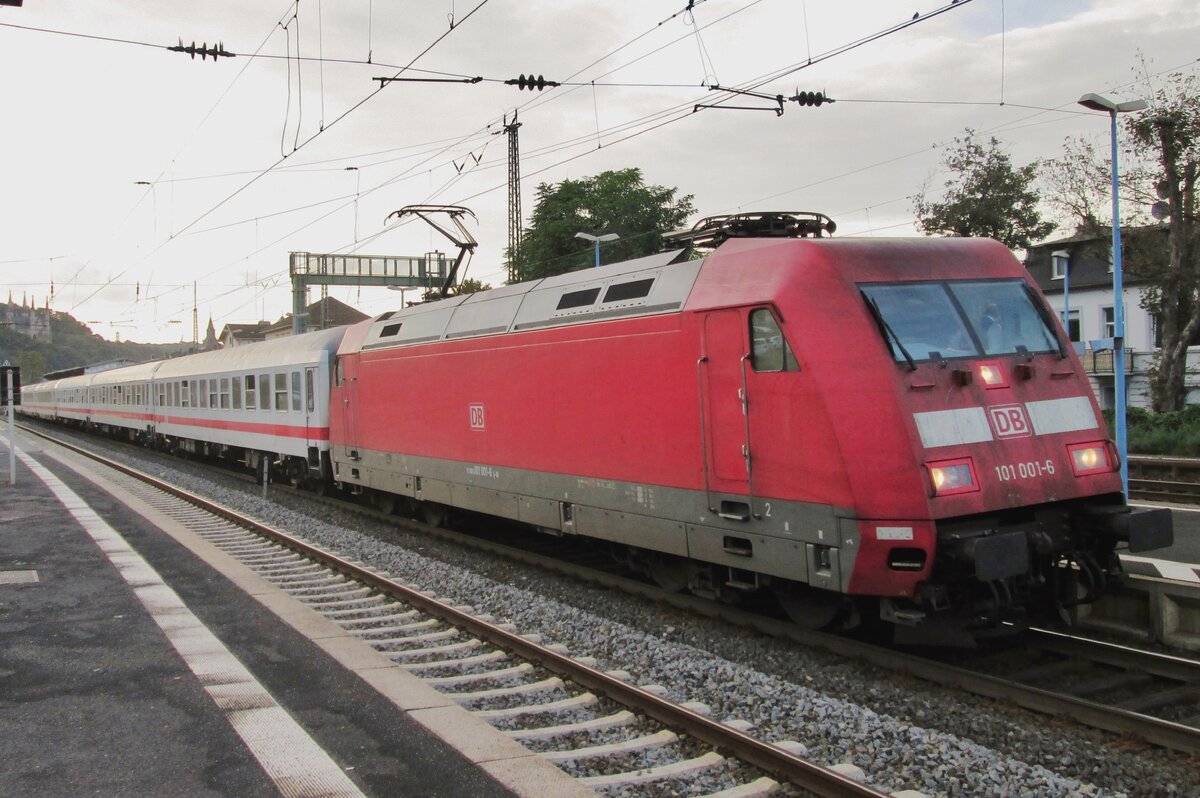 On the evening of 19 September 2014 DB 101 001 calls at Remagen.