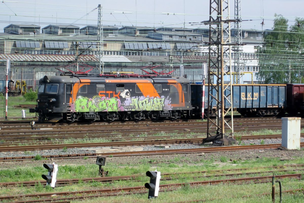 Pity of the tagging! STK 181 036 stands in Jaworzyna Slaska on 2 May 2018.