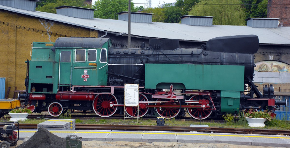 PKP steam locomotive TKt 48 no. 29 at the old roundhouse in Szczecin (Stettin).

Date: 22. May 2015.