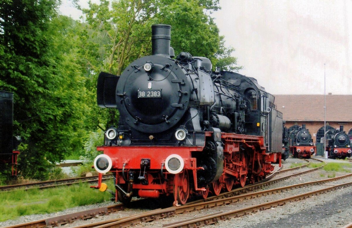 Prussian Maiden of all tasks 38 2383 stands at the DDM in Neuenmarkt-Wirsberg on 23 May 2010.