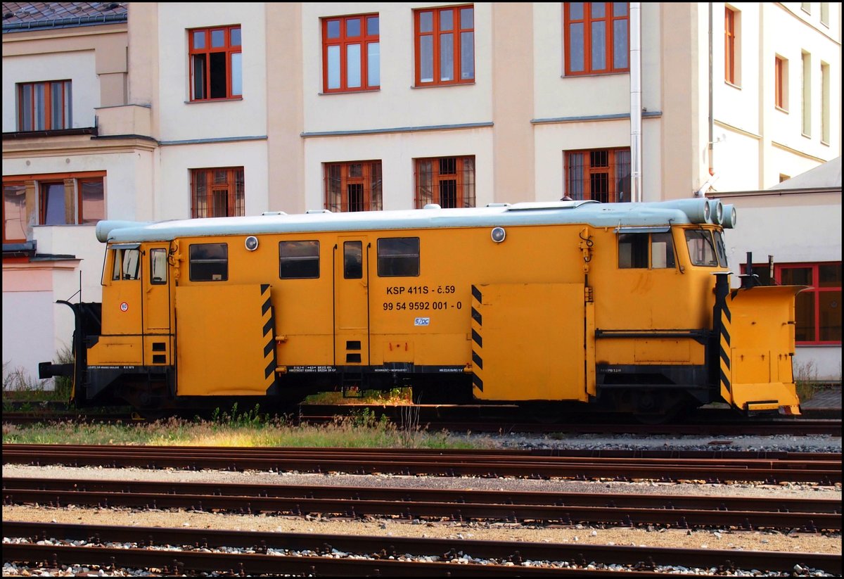 Railway snowplows KSP 411S 03-62 in station  Liberec am 30.7.2018. 	