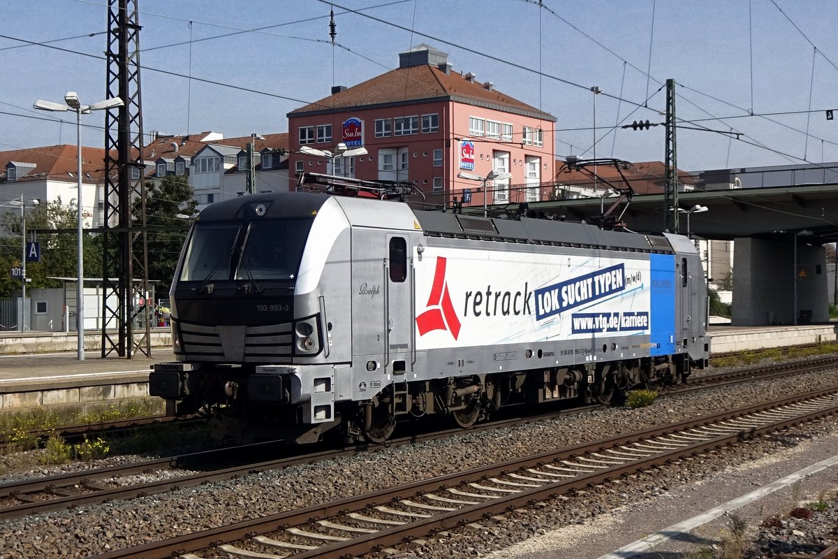 RALPH, a.k.a. Retrack 193 993, passes easily through Regensburg Hbf and escapes a massive technical break down that stopped all train movements betweem Nürnberg and Passau for more than an hour on 22 September 2020.