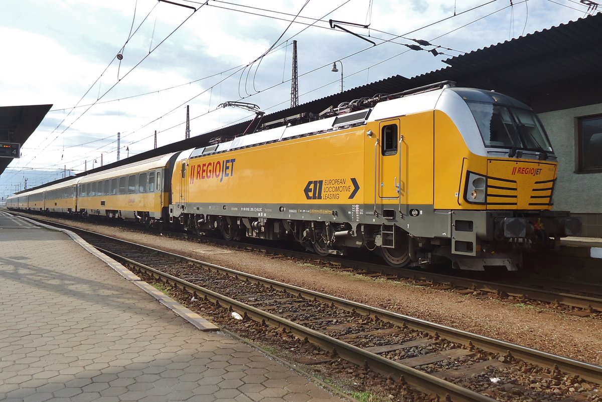 RegioJet 193 205 quits Zilina for Bratislava on 30 May 2015.