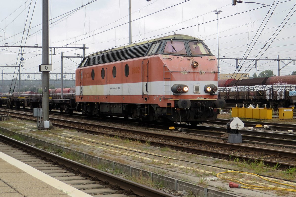 RFO 6702, former LOCON 9802 (of which the name and numer still are visible on the ex-NMBS loco) stands at Venlo on 27 August 2020. 