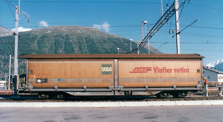 Rhaetian Railway - Volg Insulated/Heated Sliding Wall Covered Wagon Haik-qy 5169 in Samedan, August 2000