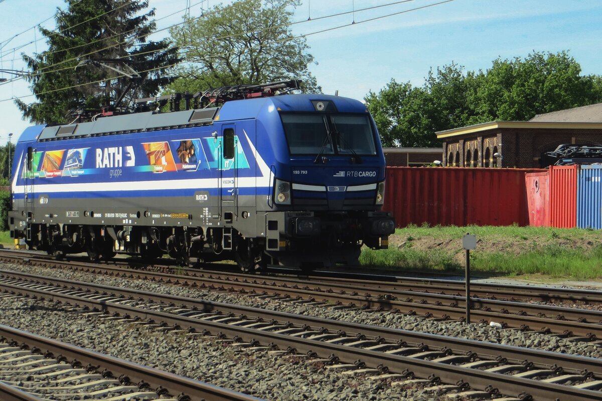 RTB 193 793 stands at Blerick on 28 May 2021.