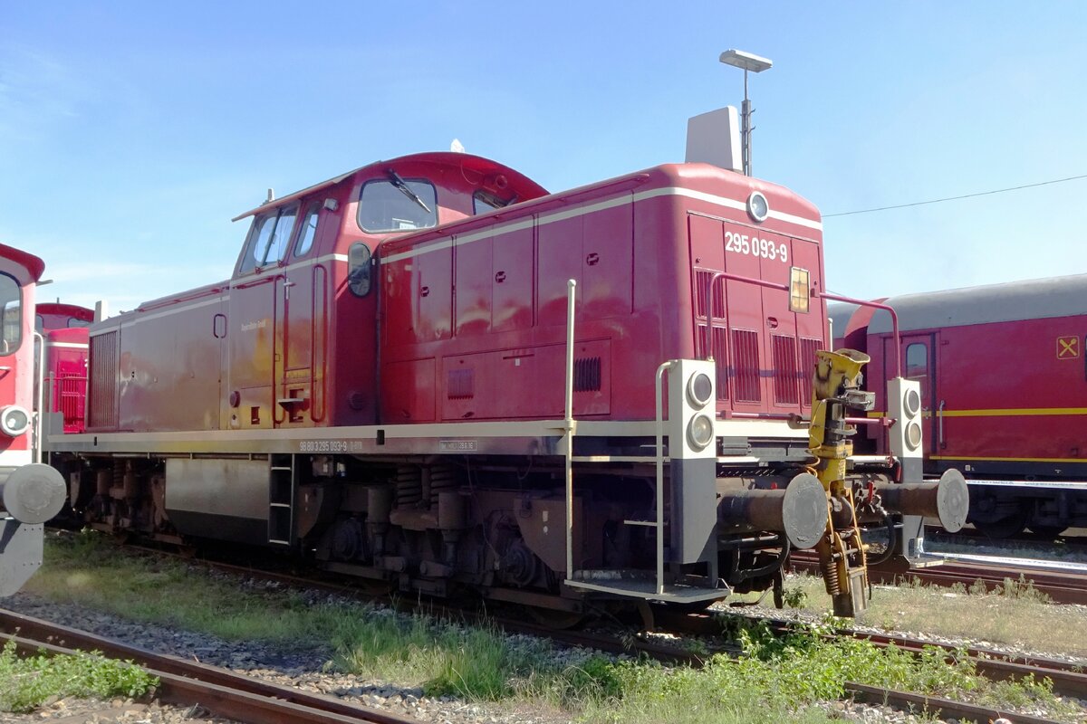 Sadly against the Sun, BayernBahn 295 093 stands at Nördlingen on 1 JUne 2019.