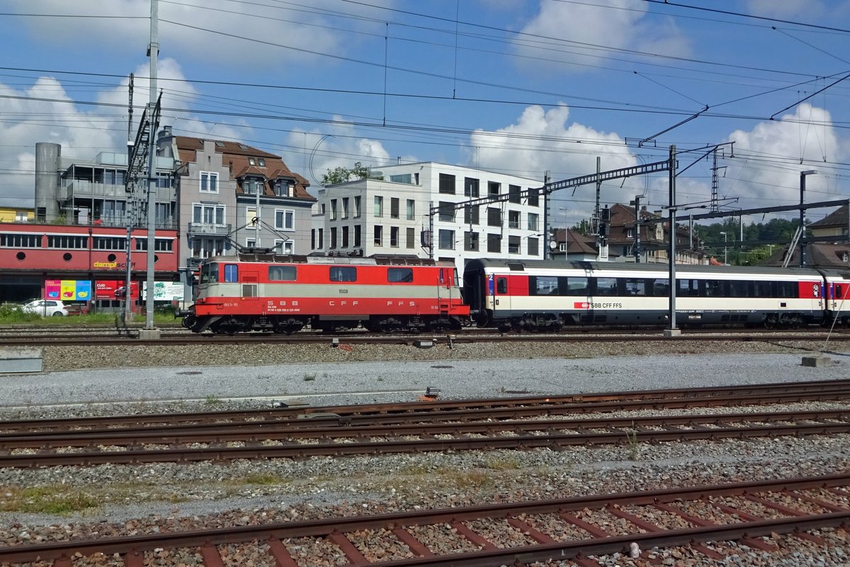 SBB 11108 hauls an IR out of Brugg AG on 26 May 2019.