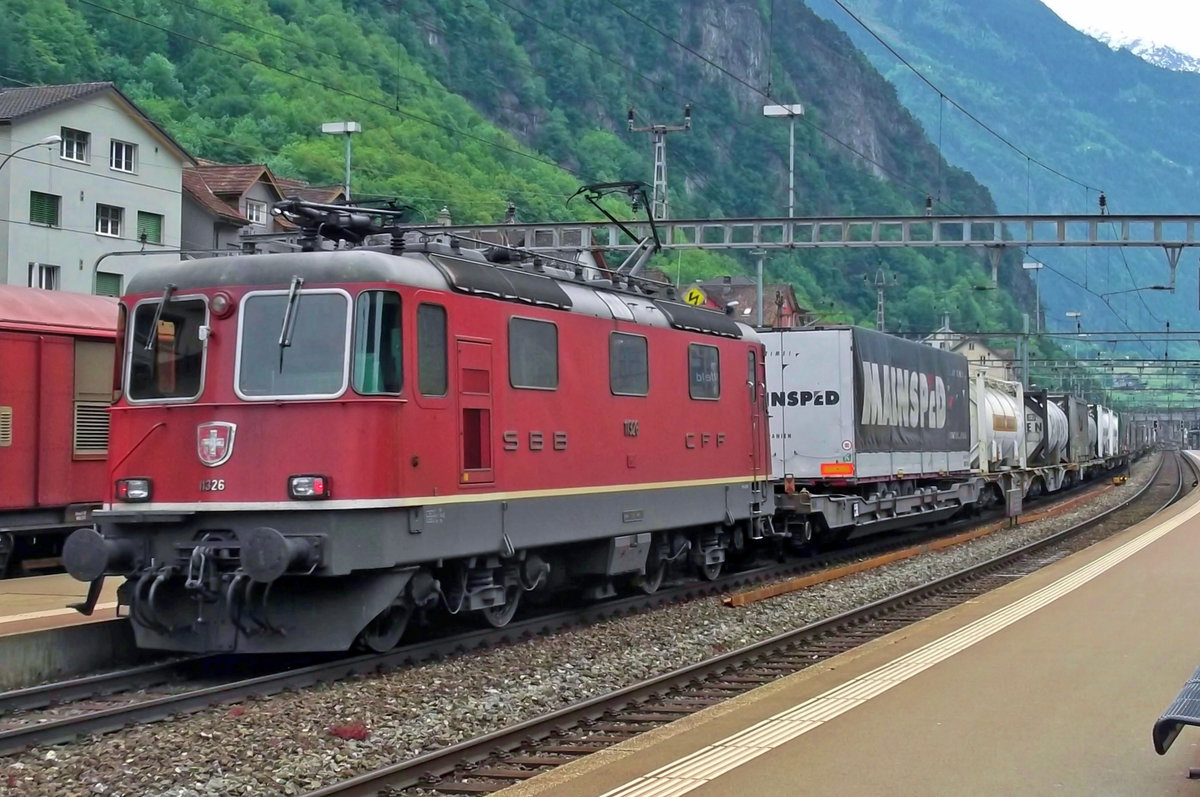 SBB 11326 banks an intermodal service out of Erstfeld on 4 June 2014.