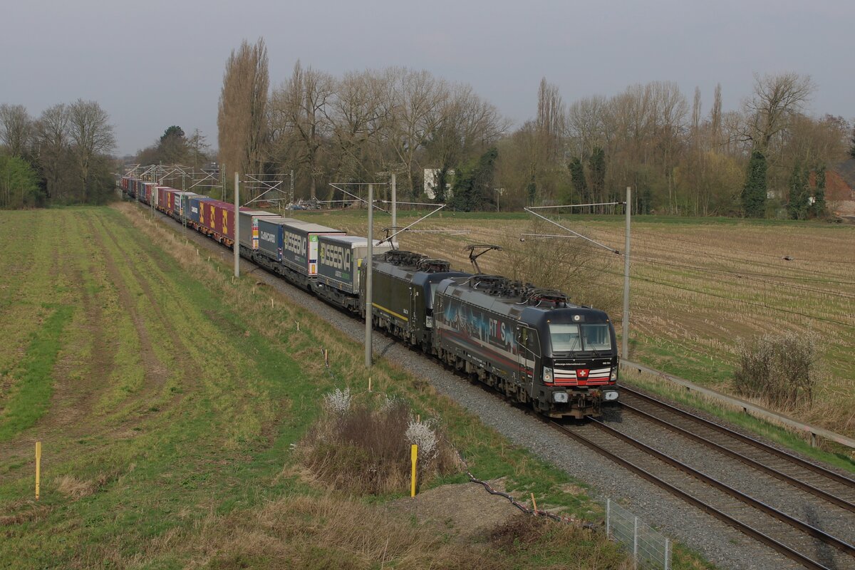 SBB Cargo INternational 193 701 passes through Praest on 20 March 2024.