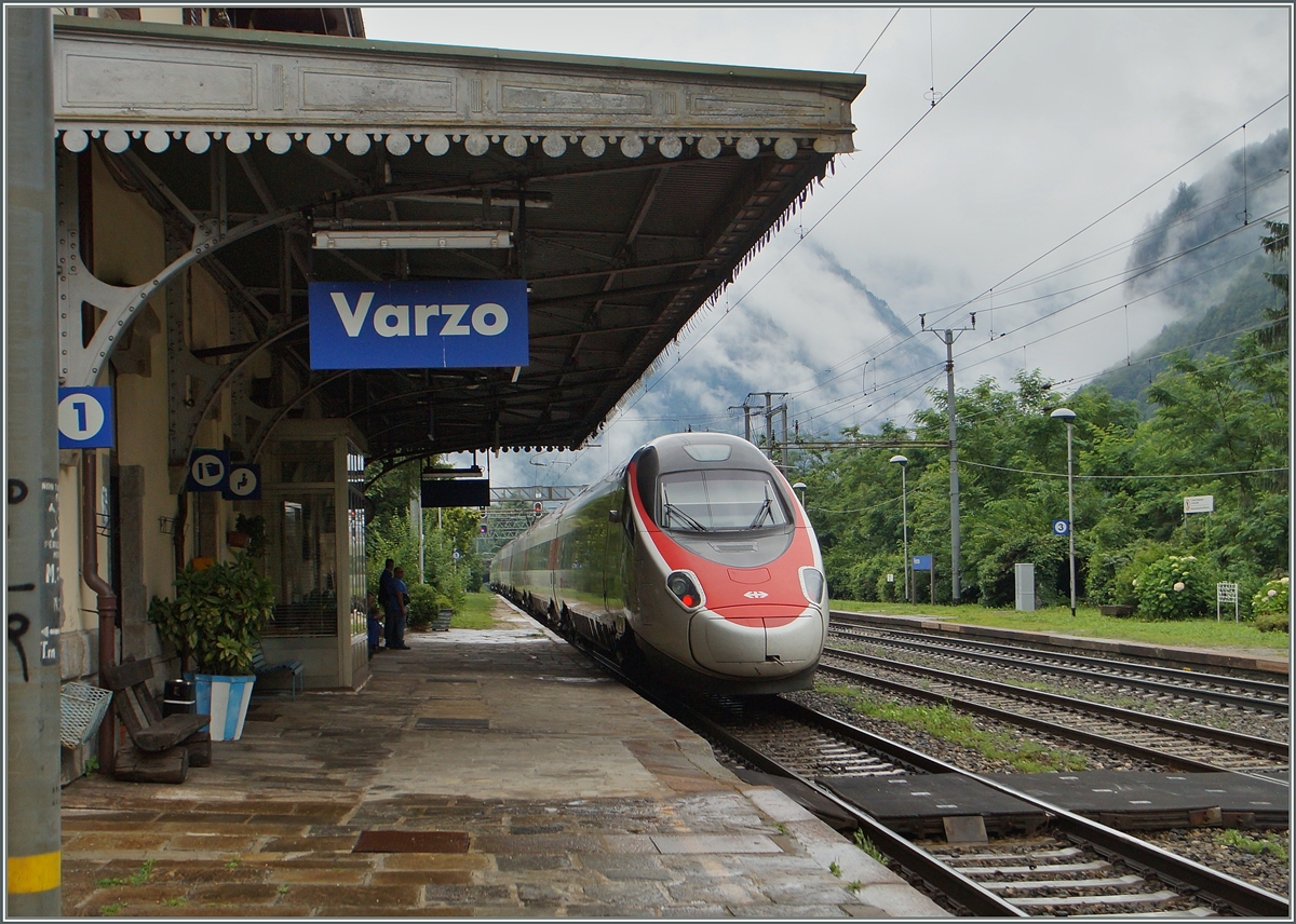 SBB ETR 610 to Venzia in Varzo. 02.07.2014