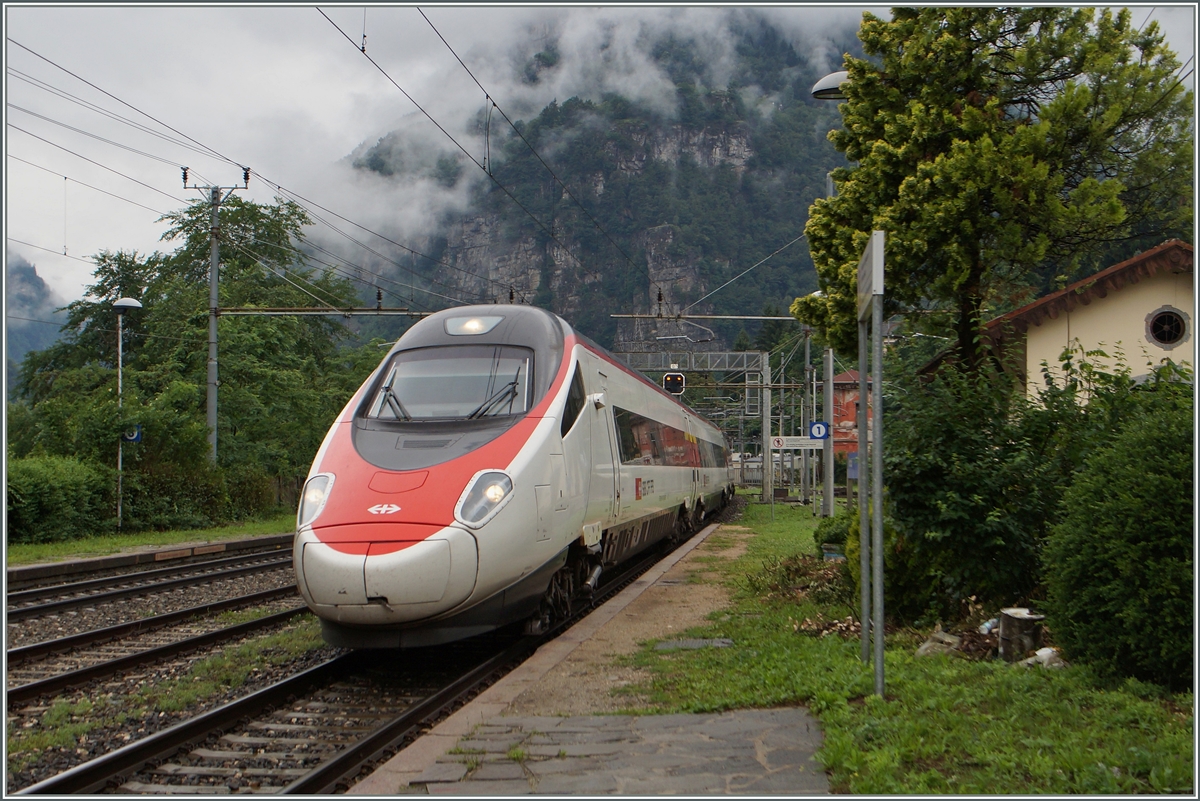 SBB ETR 610 to Venzia in Varzo.
02.07.2014