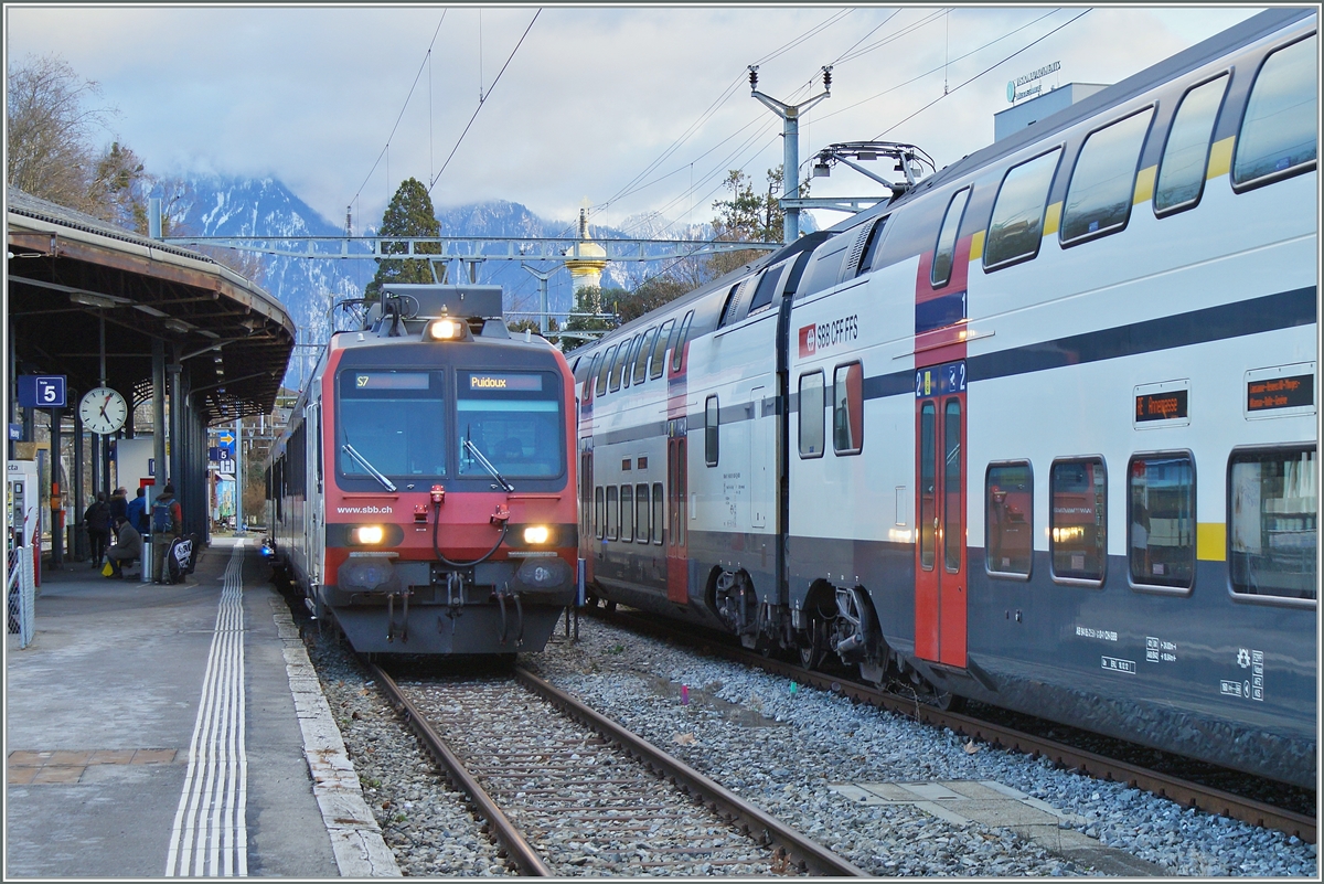 SBB RBDe 560  Domino  in Vevey on the way to Puidoux.

04.02.2023