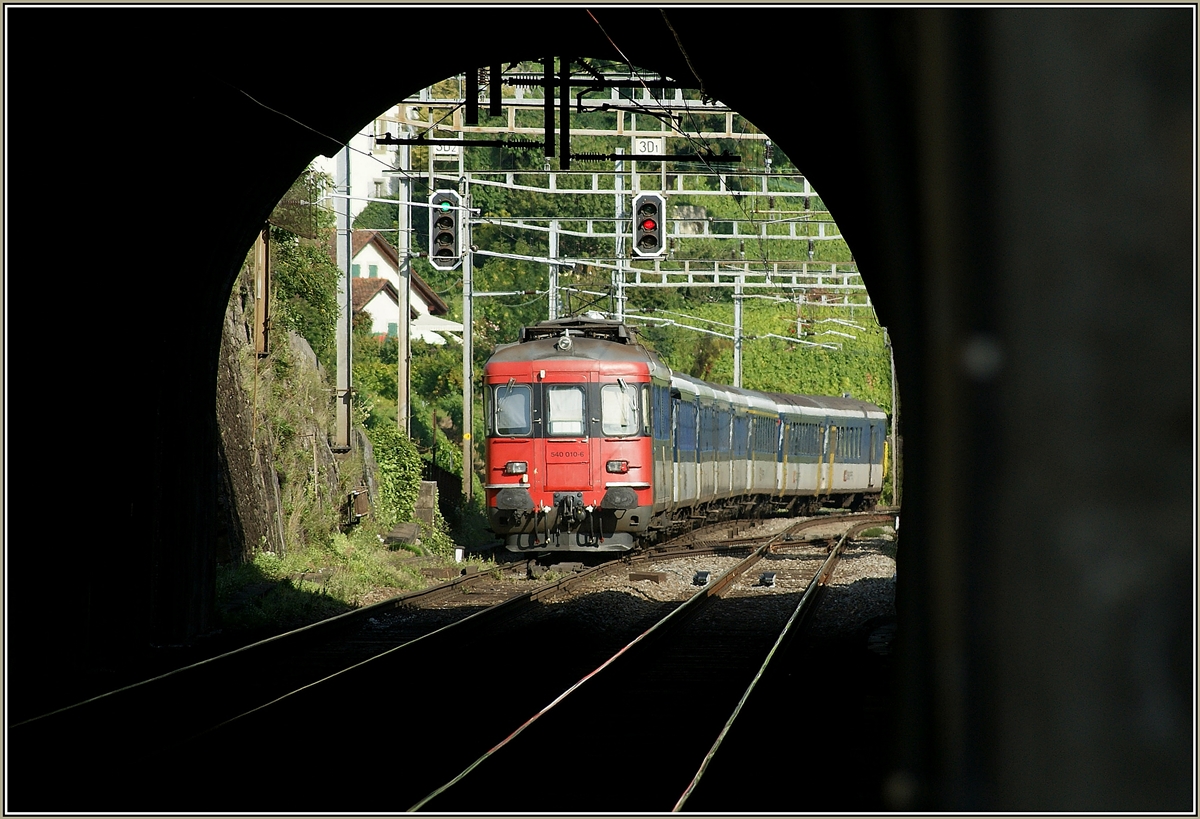 SBB RBe 540 010-6 with a RE to St Maurice just after Lutry. 
02.08.2011