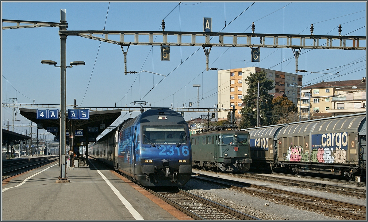 SBB Re 460 021-9 in Rennes (VD)
02.03.2012