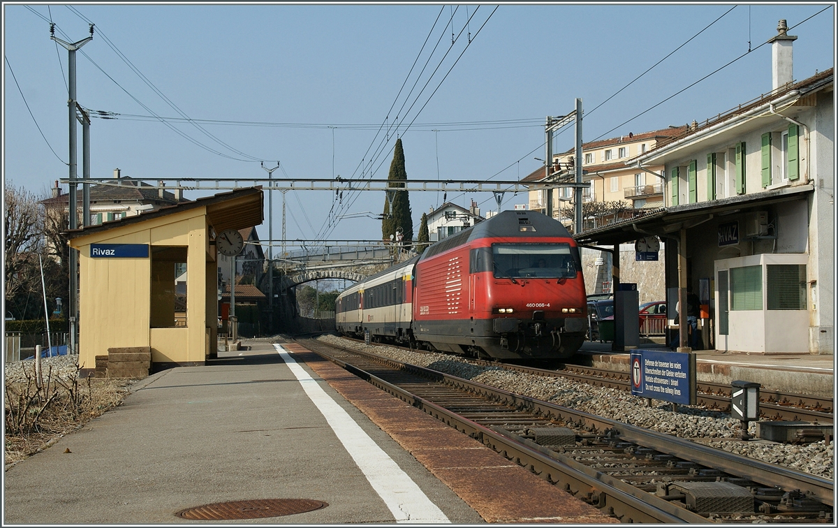 SBB Re 460 066-4 in Rivaz.
04.03.2012