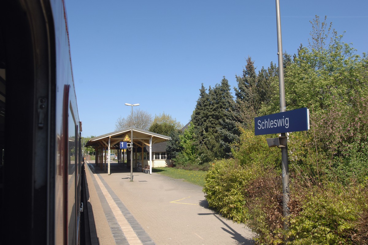 Schleswig Station. 1, May 2011.