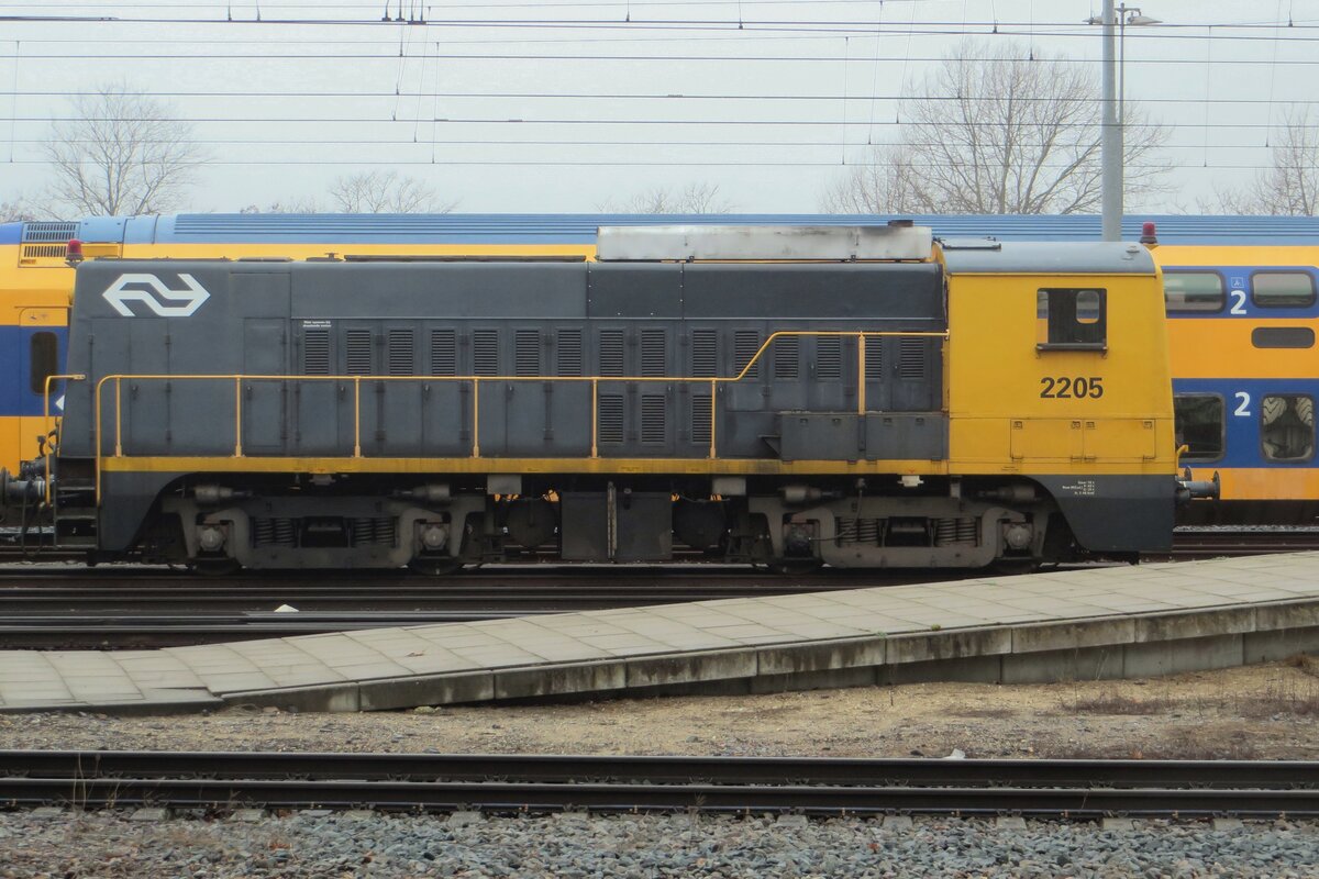 SHD 2205 stands at Nijmegen on 17 December 2021.