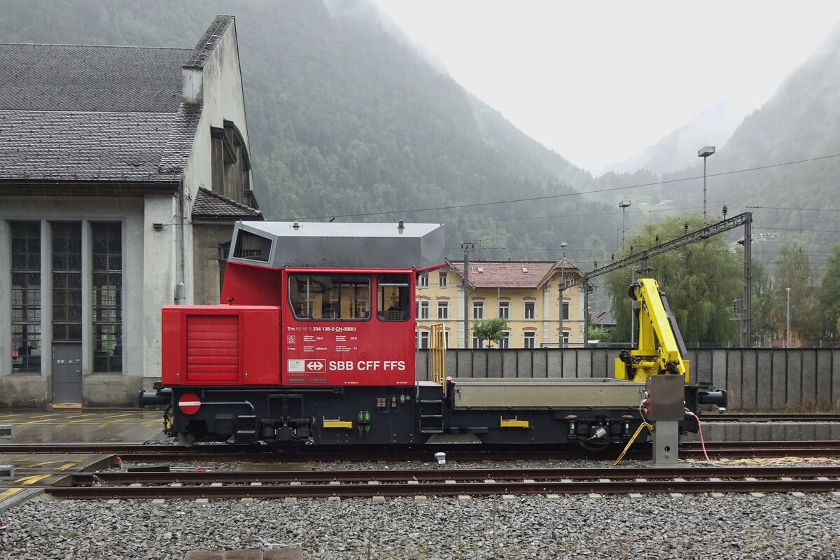 Side view on 234 136 at Erstfeld on a very rainy 19 September 2021.