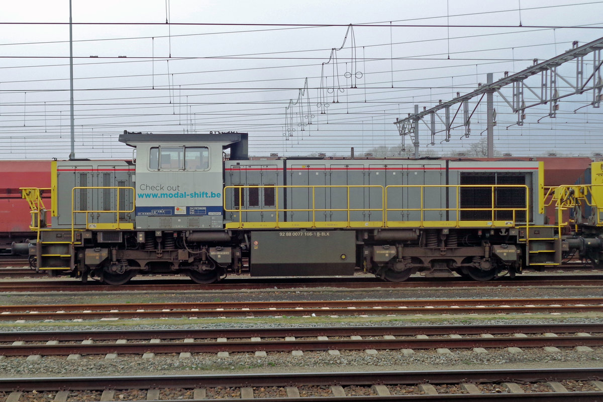 Side view on 7866 at Venlo on 23 March 2019.