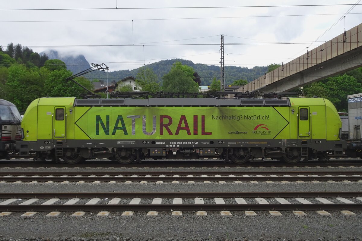Side view on TX Log 193 559 at Kufstein on 19 May 2023.