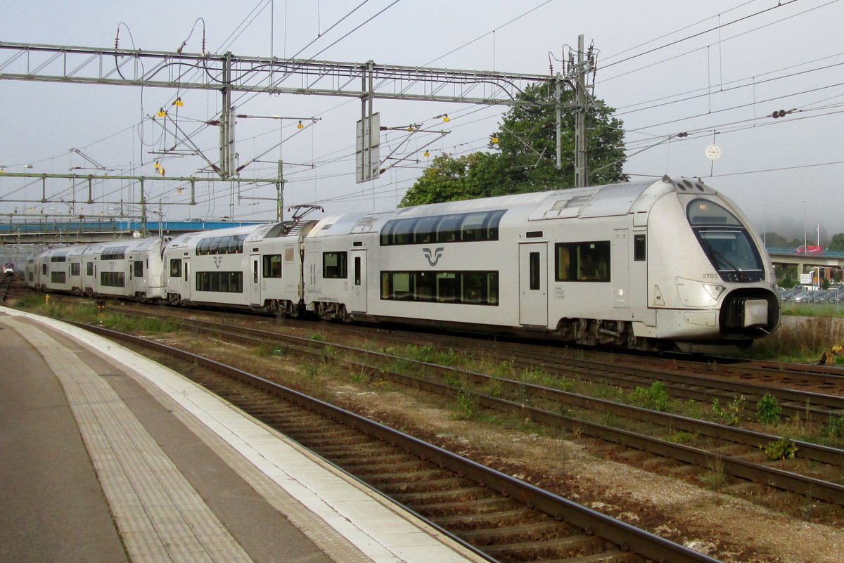 SJ 3705 quits Hallsberg on 11 September 2015.