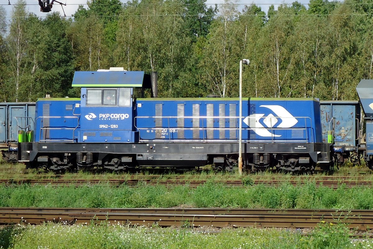 SM42-1283 stands in Wegliniec on 23 September 2014.