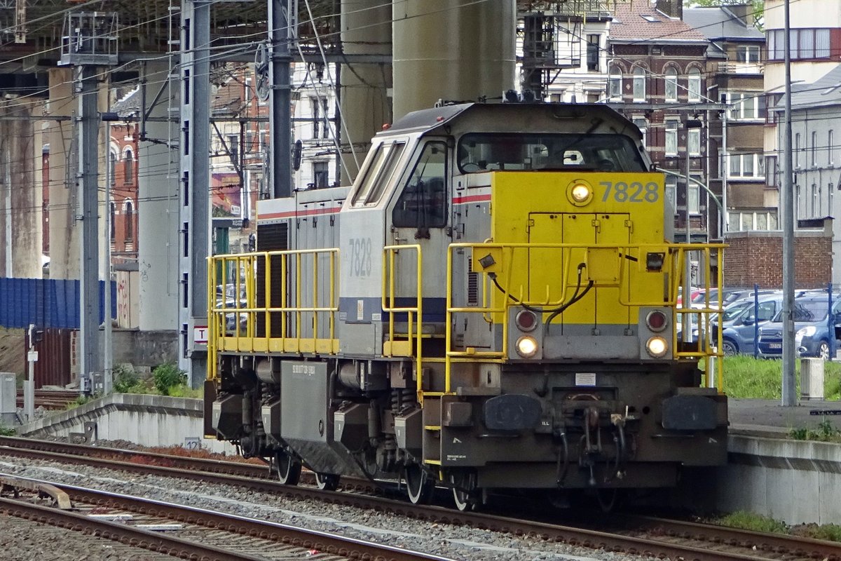 SNCB 7828 passes solo through Charleroi Sud on 20 September 2019.